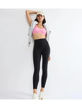TRIACTION Cardio Breeze – legíny s vysokým pasem a síťovanými vložkami Triumph