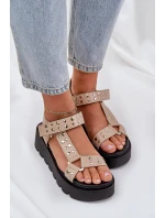 Zdobené sandály na platformě béžové Tatellia