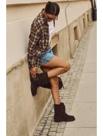 Zateplené dámské kotníkové boty s třásněmi a klarami na ploché podrážce čokoládové Helianne