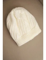 Dámská zimní čepice s vlnou ecru Dámská zimní čepice s vlnou ecru