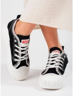 Zajímavé dámské černé tenisky bez podpatku Zajímavé dámské černé tenisky bez podpatku