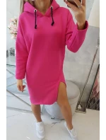 Šaty s kapucí a bočním rozparkem fuchsiová Šaty s kapucí a bočním rozparkem fuchsiová