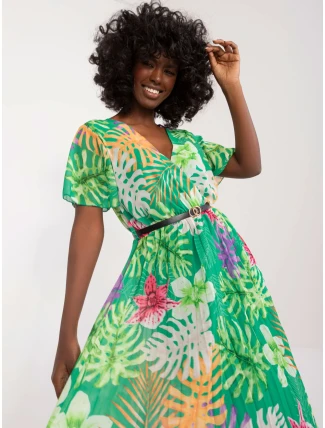 Šaty DHJ SK 13162 3.90 zelená Šaty DHJ SK 13162 3.90 zelená