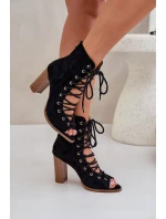 Sandály Na Podpatku S Holení A Šněrováním Černé Ivelseki