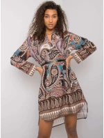 Šaty DHJ SK 5766 1.32X černá a béžová Šaty DHJ SK 5766 1.32X černá a béžová