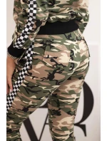 Dámská souprava s kapucí a maskáčovým potiskem khaki + ecru