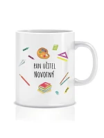Personalizovaný klasický bílý keramický hrníček 300 ml pro paní učitelku/pana učitele (pomůcky) Personalizovaný klasický bílý keramický hrníček 300 ml pro paní učitelku/pana učitele (pomůcky)