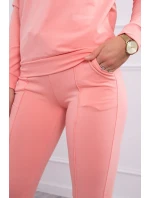 Tepláková souprava v meruňkové barvě Tepláková souprava v meruňkové barvě