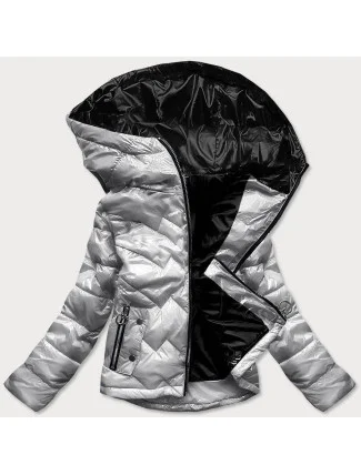 Stříbrná prošívaná dámská bunda s kapucí (B9562) Stříbrná prošívaná dámská bunda s kapucí (B9562)