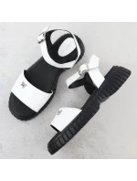 Dámské kožené sandály na hrubé podrážce s motýlím vzorem bílé Filippo DS6811