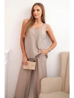 Dámský komplet z viskózy, top na širokých ramínkách a kalhoty s širokým nohavicemi fango Dámský komplet z viskózy, top na širokých ramínkách a kalhoty s širokým nohavicemi fango