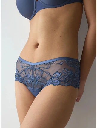 Wild Gardenia Florale Maxi - Indigo Veil - TRIUMPH Indigo Veil - TRIUMPH Wild Gardenia Florale Maxi - Indigo Veil - TRIUMPH Indigo Veil - TRIUMPH