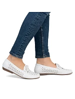 Dámské kožené prolamované mokasíny Rieker L6352-80, lehké pohodlné bílé barvy