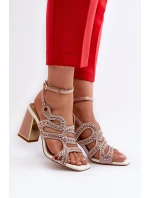 Dámské zdobené sandály na podpatku D&A CR952 růžové Dámské zdobené sandály na podpatku D&A CR952 růžové