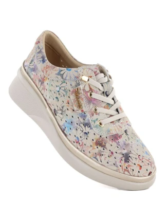 Dámské kožené polobotky na podpatku béžové barvy Vinceza 79603