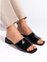 Pěkné  nazouváky černé dámské na širokém podpatku