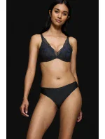 Triumph 10219710 Body Make-Up Illusion Lace WP barva:0004-black Triumph 10219710 Body Make-Up Illusion Lace WP barva:0004-black