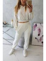 Velurová souprava s kapucí ecru Velurová souprava s kapucí ecru