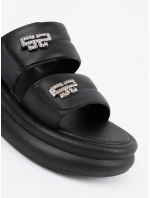 Komfortní černé dámské nazouváky platforma Komfortní černé dámské nazouváky platforma