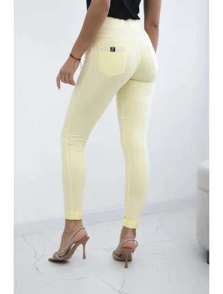 Bavlněné kalhoty se zirkony na zadních kapsách žlutý Bavlněné kalhoty se zirkony na zadních kapsách žlutý