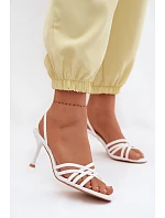 Sandály na podpatku  model 227439 Step in style