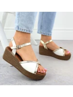 Dámské sandály na platformě bílé a zlaté S.Barski PL51-324