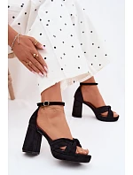 Dámské sandály na podpatku s imitací semiše černé Rosetta