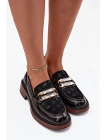 Kožené lakované dámské mokasiny s odlišným detailem D&A MR52-173 Černé Kožené lakované dámské mokasiny s odlišným detailem D&A MR52-173 Černé