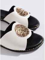 Exkluzívní dámské nazouváky bílé bez podpatku Exkluzívní dámské nazouváky bílé bez podpatku