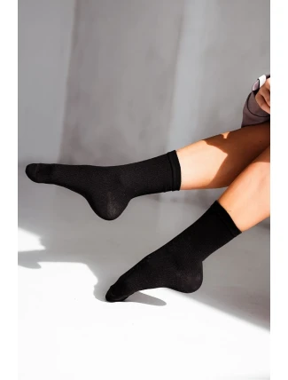 Dámské ponožky s proužky – černé