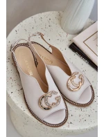 Kožené Sandály Na Plochém Podpatku S Dekorací Světle Béžové Laura Messi 2865