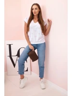 Dámská bavlněná blůza s výstřihem do V a potiskem vlaštovek bílá