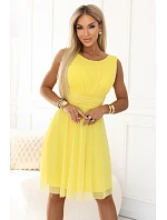 676-3 Svatební šaty s tylovou vrstvou a zvýrazněným pasem - citron limoncello 676-3 Svatební šaty s tylovou vrstvou a zvýrazněným pasem - citron limoncello