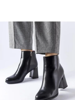 Boty na podpatku  model 205849 Solea