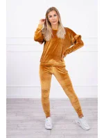 Velurová souprava s volánky velbloud Velurová souprava s volánky velbloud