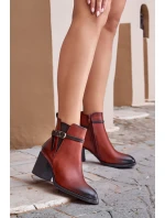 Dámské boty na podpatku s vyteplením a páskem hnědé Zinithia Dámské boty na podpatku s vyteplením a páskem hnědé Zinithia