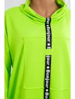 Zelené neonové šaty v barvě kravaty