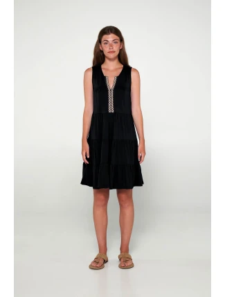 Vamp - Krátké šaty bez rukávů 20508 - Vamp Vamp - Krátké šaty bez rukávů 20508 - Vamp