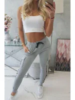 Šedé nákladní kalhoty