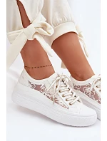 Dámské tenisky s krajkou na platformě Lee Cooper LCW-26-44-4480 Bílé Dámské tenisky s krajkou na platformě Lee Cooper LCW-26-44-4480 Bílé