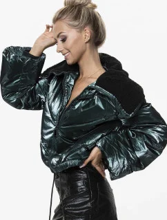 Zelená krátká dámská oversize bunda se širokými rukávy (j9-016)