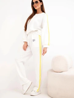Dámská tepláková souprava Masełko s lampasy a volnou mikinou bílý