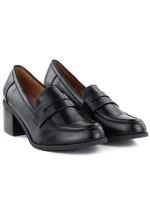 Černá dámská obuv na podpatku M.Daszyński MR2201D-3A