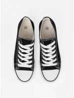 Komfortní  tenisky dámské černé bez podpatku