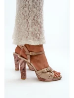 Dámské kožené sandály na podpatku Maciejka 06564-22 béžovo-zlaté Dámské kožené sandály na podpatku Maciejka 06564-22 béžovo-zlaté