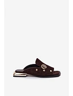Semišové pantofle s zlatými ozdobami D&A CR61-3061 Čokoládové