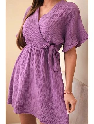 Mušelínové šaty s pasem fialka