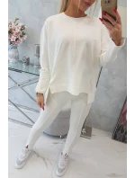 Souprava s oversize halenkou v barvě ecru Souprava s oversize halenkou v barvě ecru