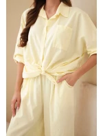 Dámský bavlněný komplet s vázanou košilí a širokými nohavicemi žlutý