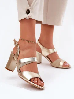 Sandály na podpatku  model 212907 Step in style